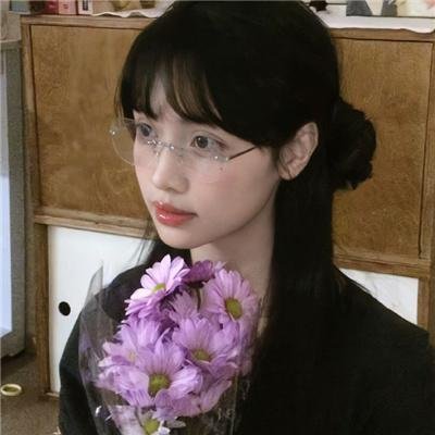 爱尼斯·格林的故事